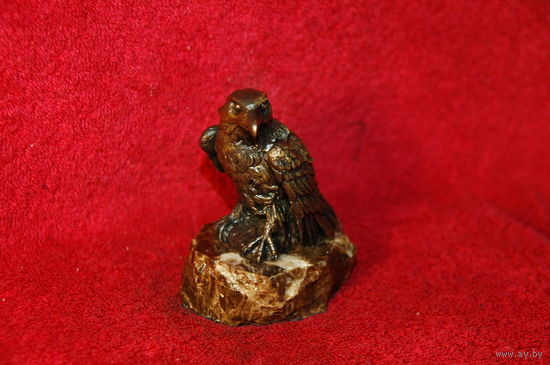 Статуэтка - орёл , бронза на мраморе 4