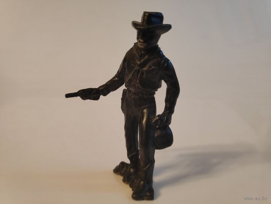 Ковбой чёрный с мешочком и пистолетом. Фигурка из набора Ковбои. (пластик, ДЗИ)