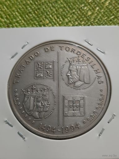 Португалия 200 Эскудо 1994 г ( 500 лет Тордесильясскому Договору )