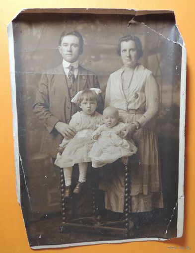 Фото большое "Семья", 18*12 см, до 1917 г.