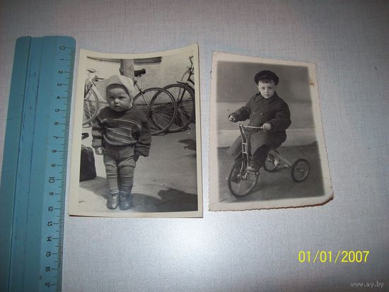 2 фото дети с велосипедами.