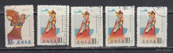 Национальные костюмы Танцы 1963 КНДР Северная Корея гашеные 2 м из серии 5 шт ЛОТ