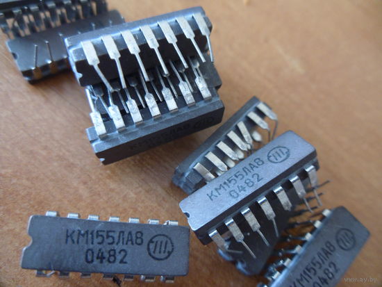 Микросхема КМ155ЛА8