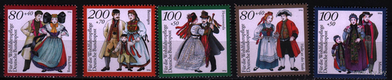 1994 Германия фольклор Народные костюмы Mi-1757-61 5х-марок**\\Б