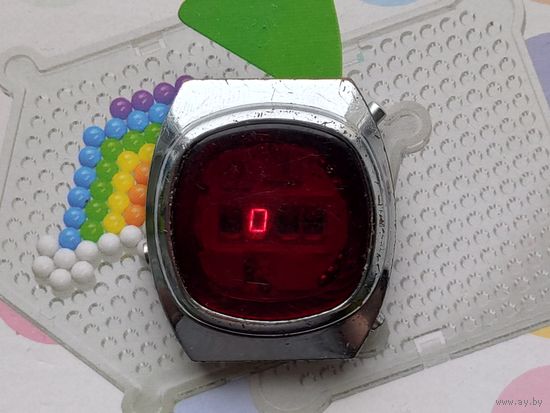 Часы Электроника-1, Иллюминатор, как есть (подают признаки жизни). Лот (номер 6) с возможностью торга.