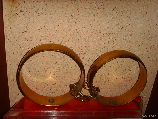 Свадебные кольца на авто , обручальные кольца на машину СССР . Бронза