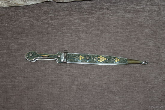Декоративный, сувенирный, настенный нож, длина 35 см.