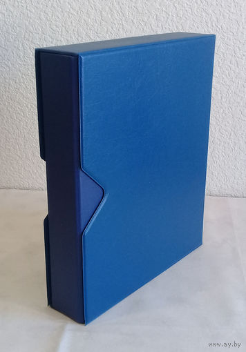 Альбом Optima, в футляре, синий, общие размеры: 60 х 235 х 275 мм..