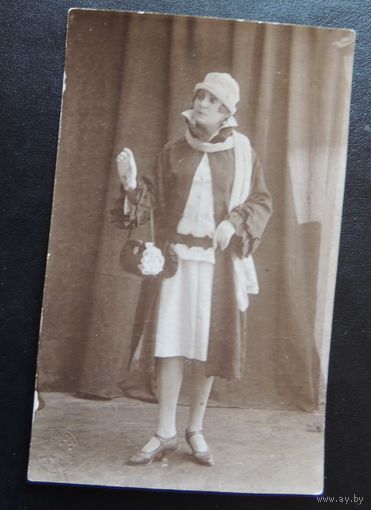 Фото "Дама с сумочкой", 1931 г.