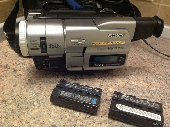 Видеокамера SONY DCR-TRV110E