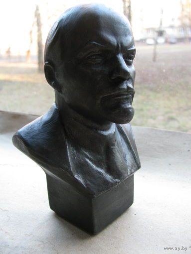 Бюст. Ленин В.И. 14 см. Геворкян, силумин.