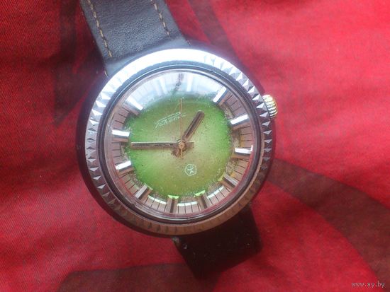 Часы РАКЕТА 2609 ШАЙБА ЧЕБУРАШКА из СССР 1980-х
