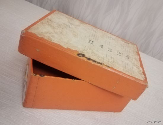Коробка от прибора электроизмерительного комбинированного Ц4324. СССР.