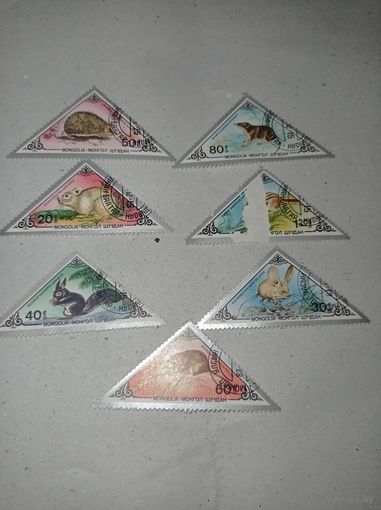 Марки треугольные , Монголия