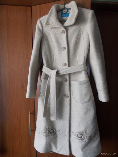 Пальто женское, теплое, отличное качество, состояние, р-р 46