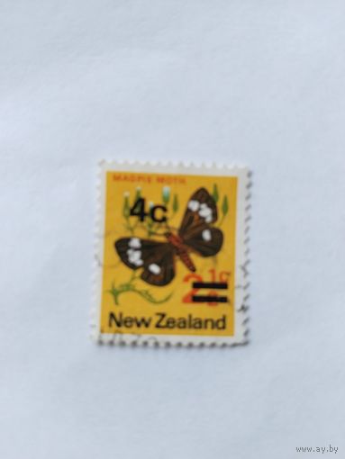 Н.Зеландия  1971 1м н/п  бабочка