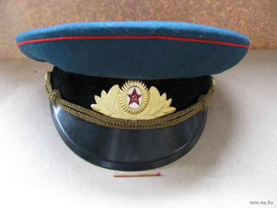 Фуражка парадная офицера ВС СССР. размер 55
