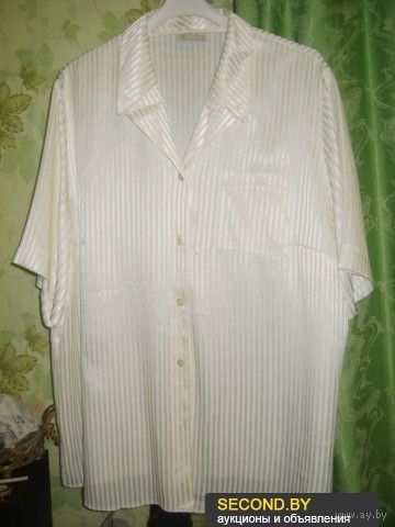 Блузка белая в атласную полоску р.52-54