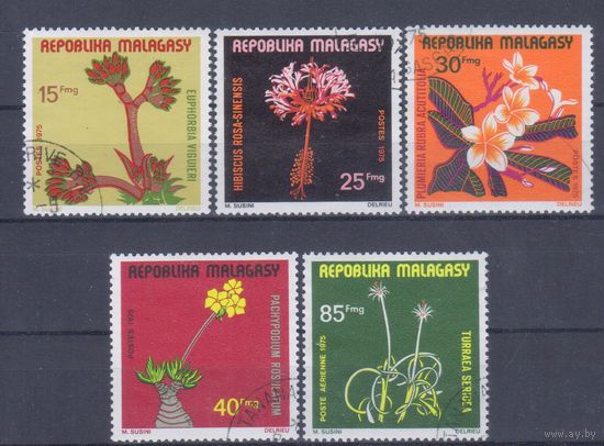 [2145] Мадагаскар 1975. Флора.Цветы. Гашеная серия.