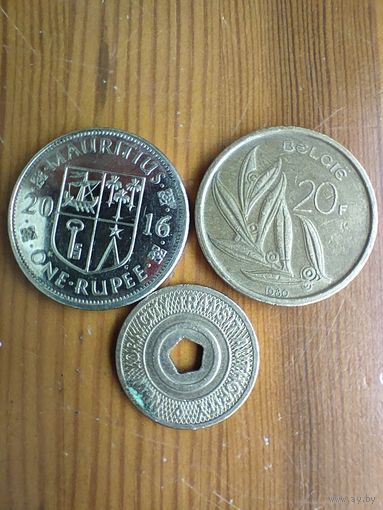 Маврикий 1 рупия 2016, Бельгия 20 франков 1980, токен с отверстием  -13