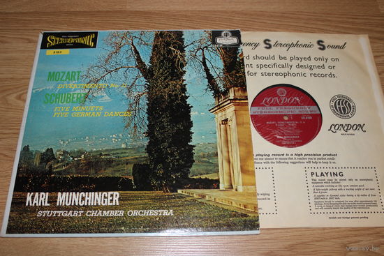 Mozart, Schubert, Karl Munchinger, Stuttgart Chamber Orchestra - Mozart Divertimento No. 11 / Schubert Five Minuets - Five German Dances