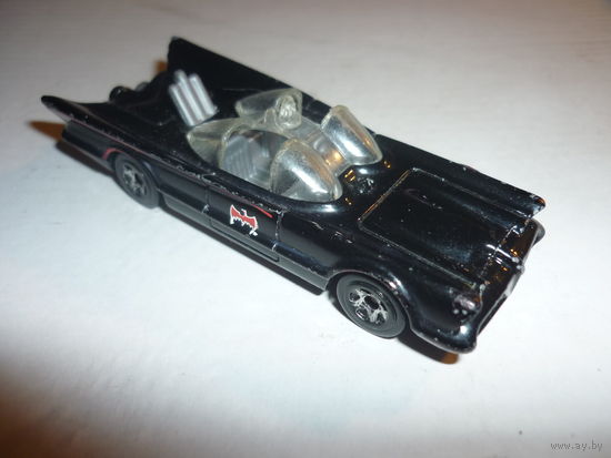 Модель авто "BatmanMobil DSComics". Mattel-HotWheels.