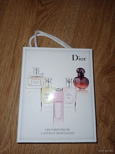 Коробка от набора духов Диор, Dior. Упаковка от Диор. Духи, парфюм, Франция.